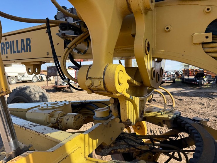 caterpillar-140g-image-26