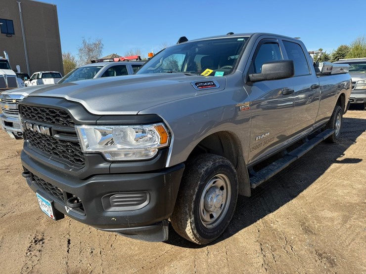 2021-dodge-2500-image-1