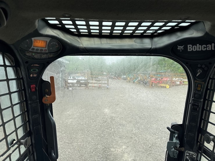 2014-bobcat-t590-image-8