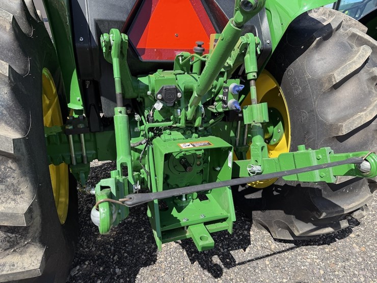 john-deere-5075e-image-7