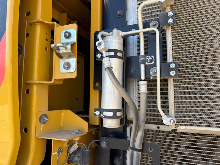 caterpillar-336-image-62