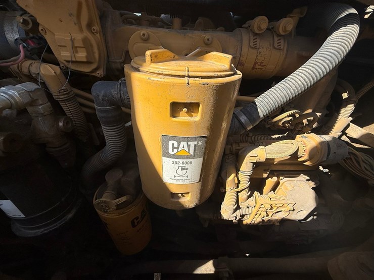 2013-caterpillar-950k-image-82