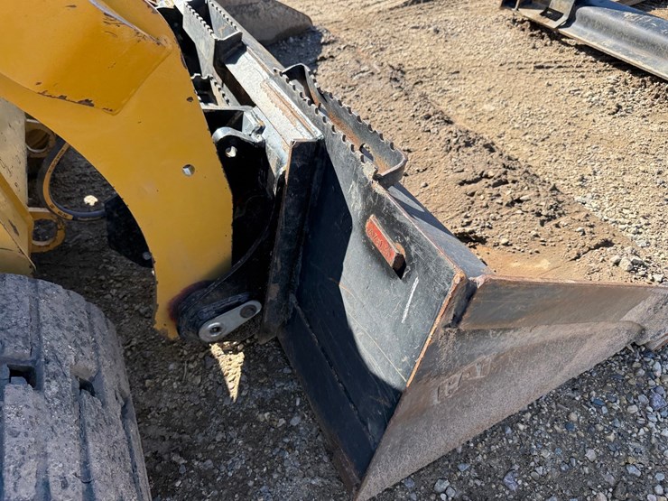 caterpillar-259d3-image-12