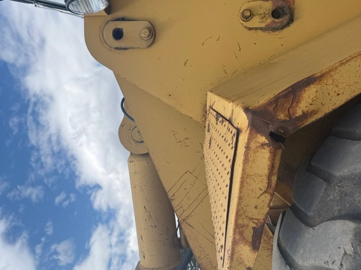 caterpillar-966d-image-66