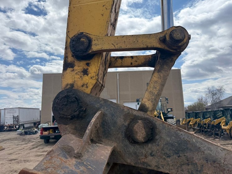 komatsu-pc490-lc-11-image-13
