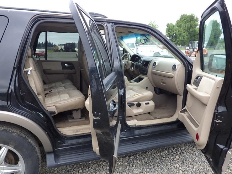 2003-ford-expedition-image-22