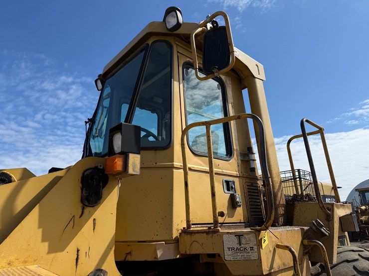 caterpillar-950f-image-68