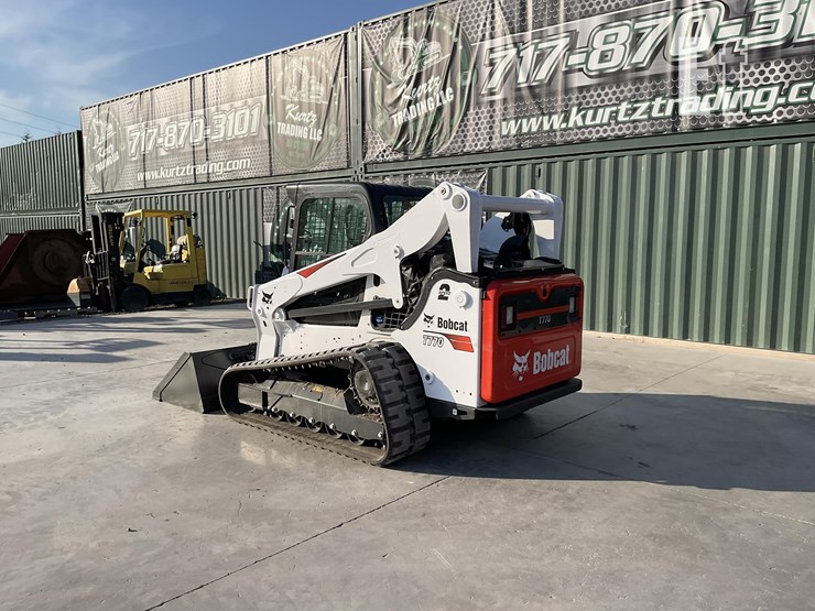 2021-bobcat-t770-image-2
