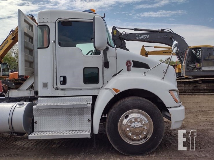 2016-kenworth-t370-image-29