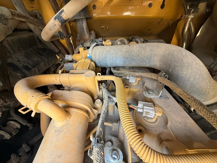 caterpillar-242d3-image-36