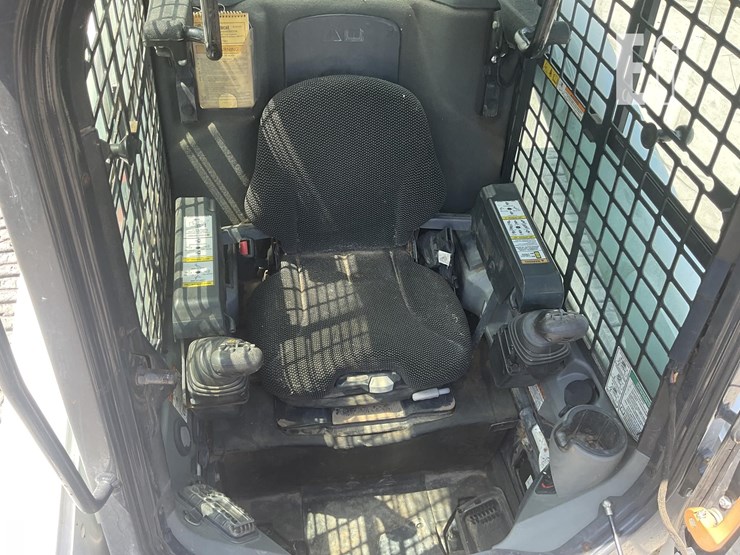 2018-bobcat-t770-image-14