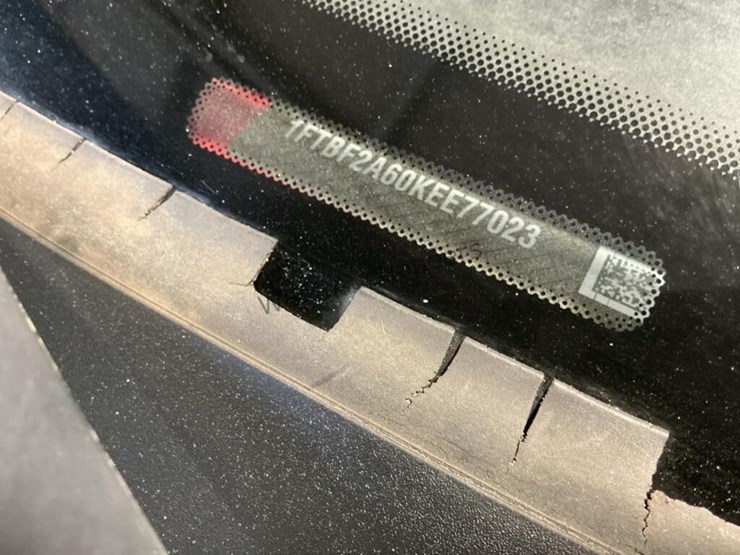 2019-ford-f250-image-14