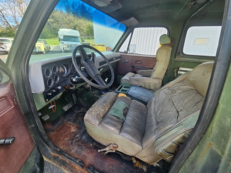 #62-•-1986-gmc-high-sierra-4x4-blazer-image-13