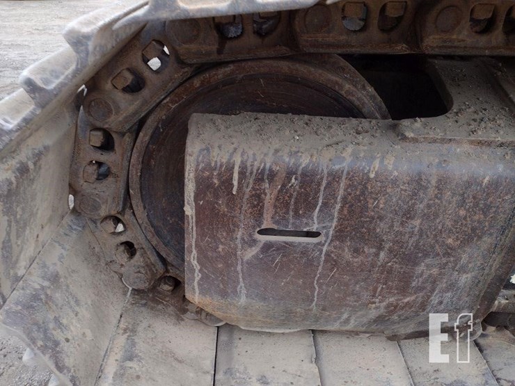 2006-deere-270d-lc-image-30