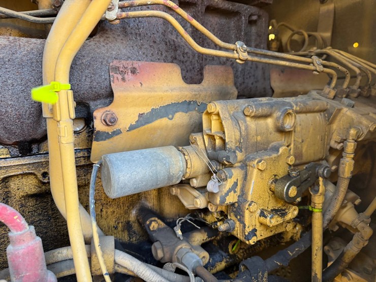 caterpillar-140g-image-53