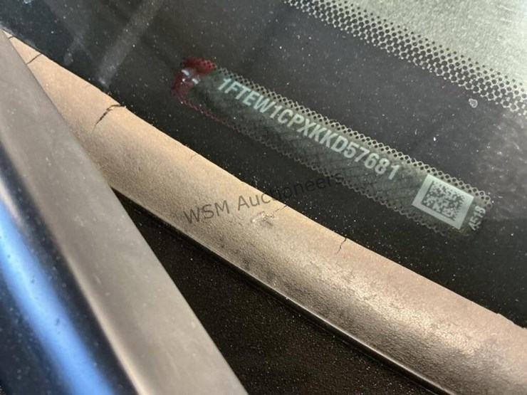 2019-ford-f150-image-14