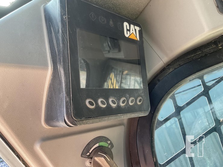 2014-caterpillar-289d-image-16