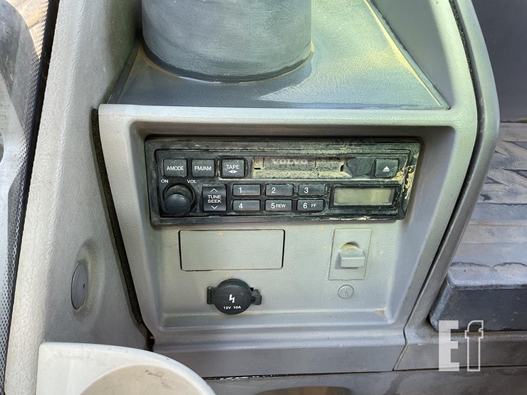 2006-volvo-ec160-image-16