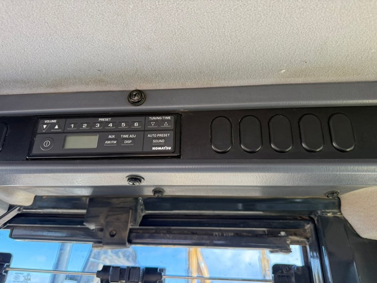 komatsu-wa380-image-118