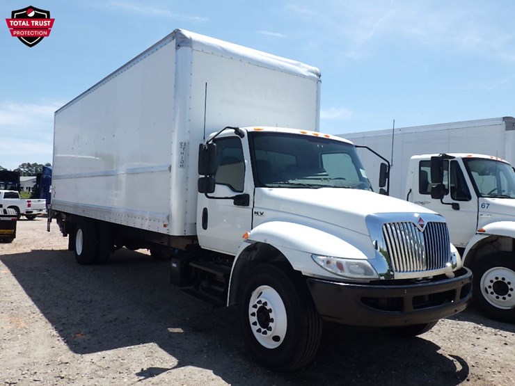 2019-international-durastar-4300-image-4