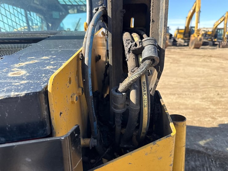 caterpillar-259d3-image-40