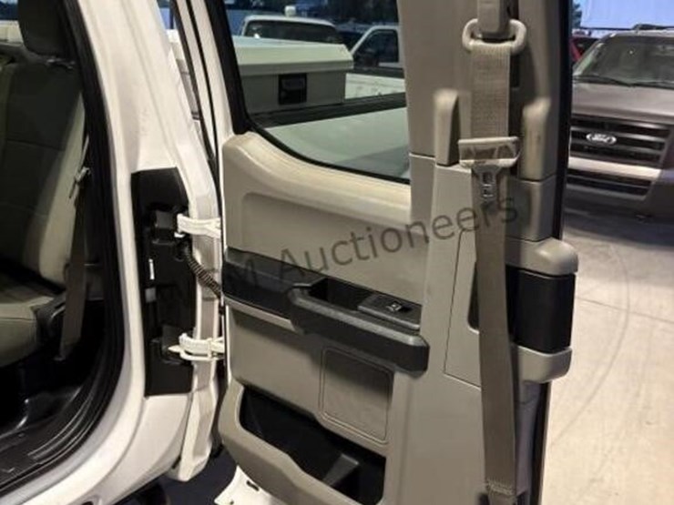 2015-ford-f150-image-26