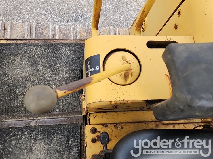 deere-655b-image-29