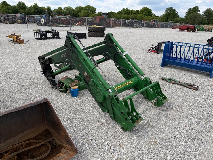 2013-john-deere-h340-image-10