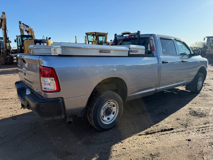 2021-dodge-2500-image-5
