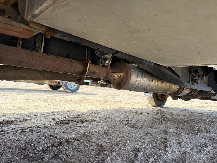 2020-ford-f550-xl-image-55