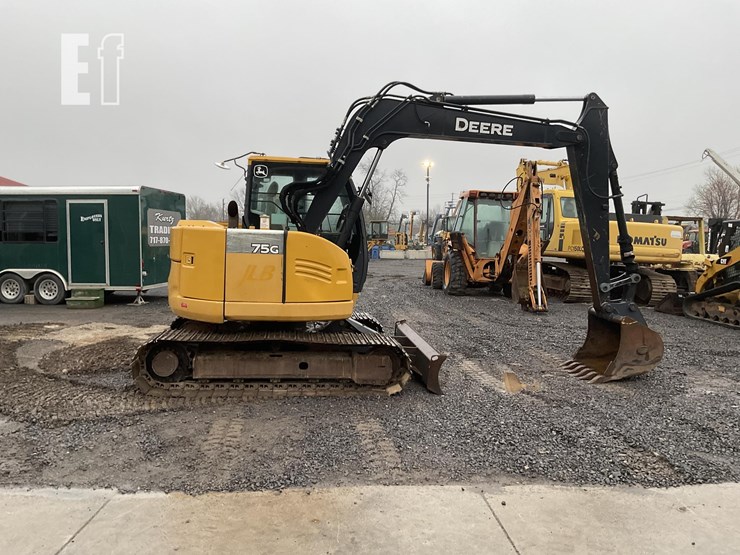 2019-deere-75g-image-5