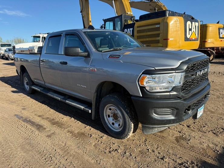 2021-dodge-2500-image-7