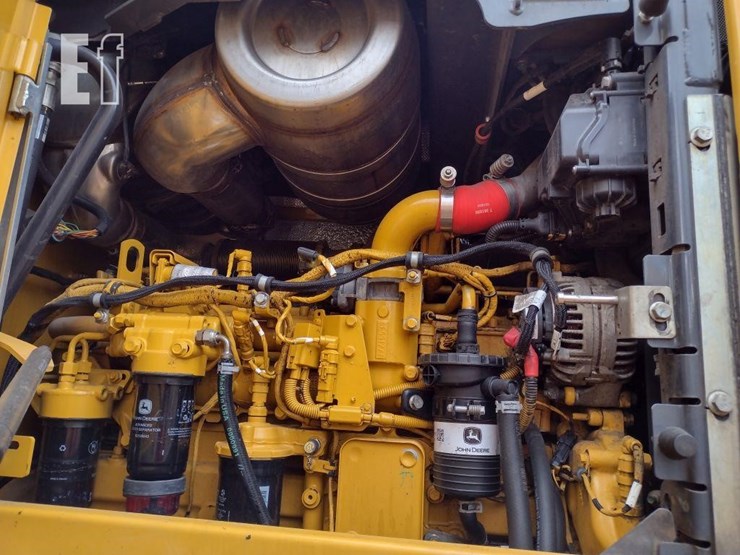 2019-deere-544l-image-16