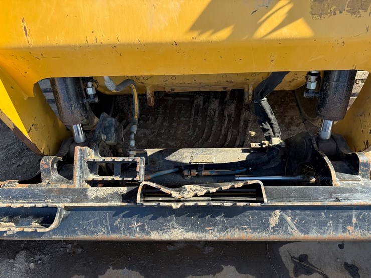 caterpillar-259d3-image-11