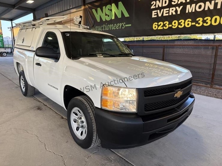 2012-chevrolet-silverado-1500-image-2