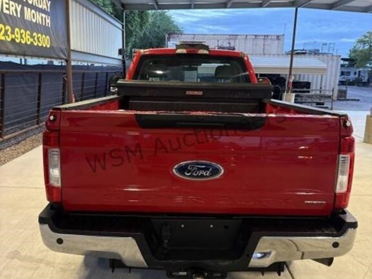 2017-ford-f250-image-8