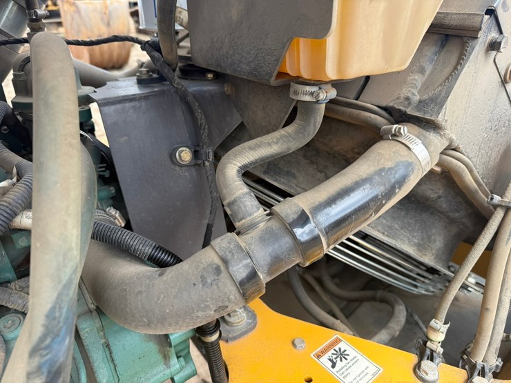 volvo-sd75b-image-40