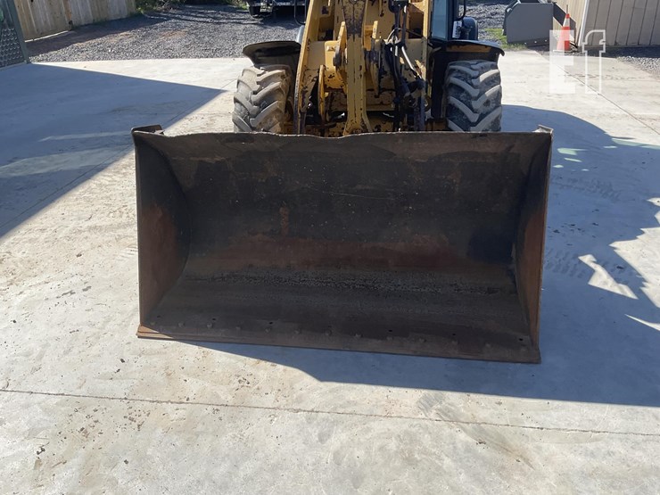 2021-caterpillar-906m-image-9