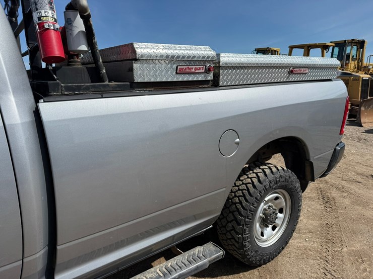 2021-dodge-2500-image-17