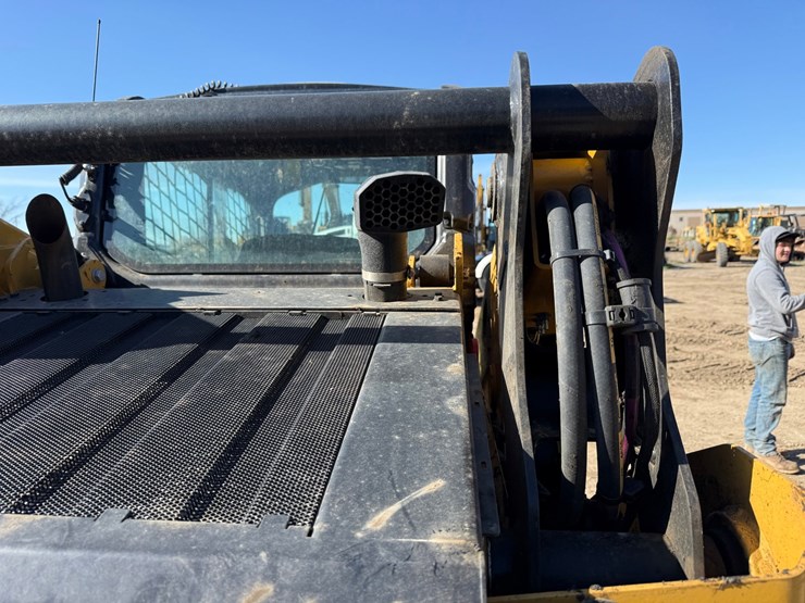 caterpillar-255-image-22