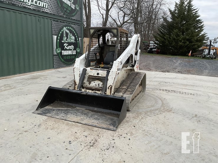 2004-bobcat-t300-image-8