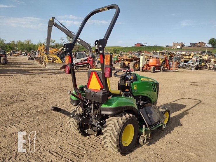john-deere-1023e-image-28