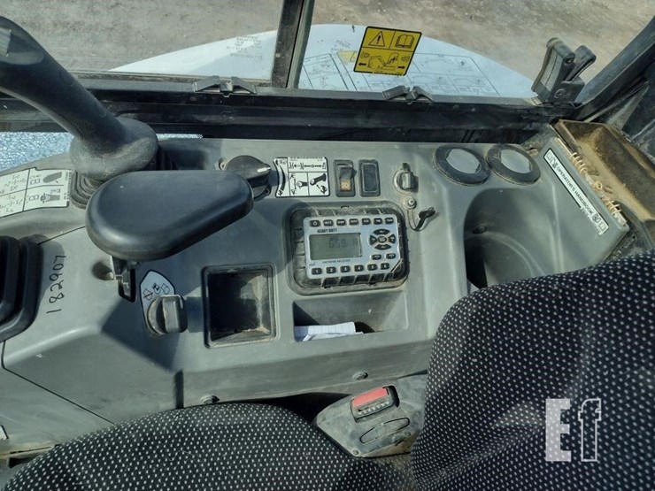 2021-bobcat-e35i-image-8