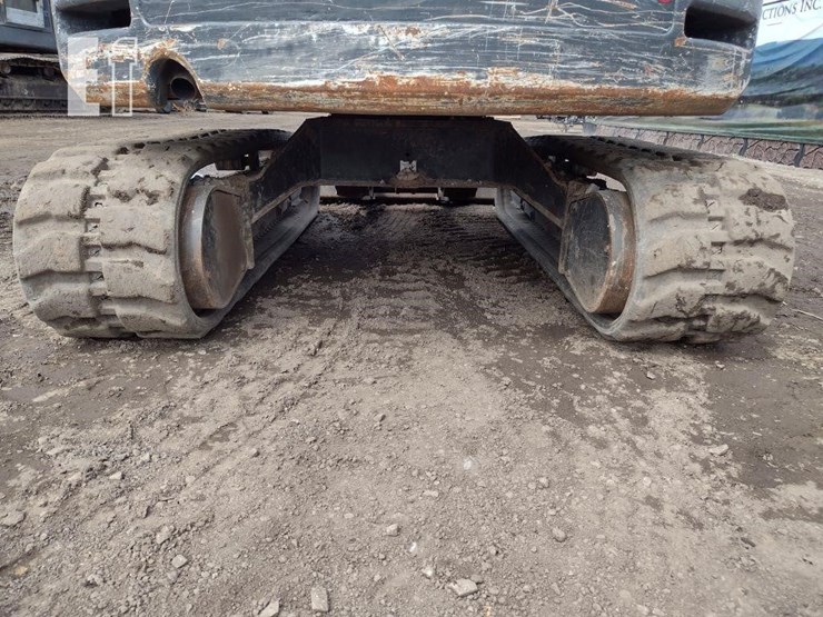 2020-bobcat-e42-image-39