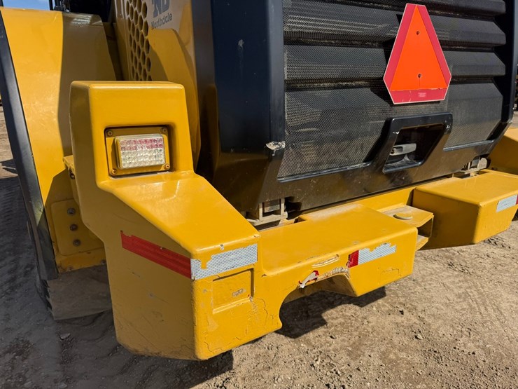 2013-caterpillar-950k-image-45