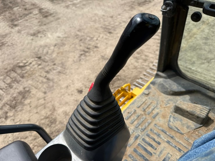 komatsu-pc490-lc-11-image-69