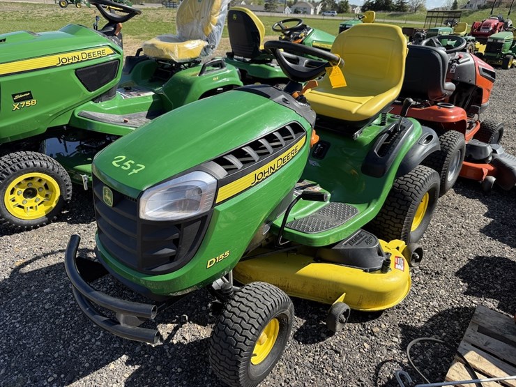 john-deere-d155-image-3