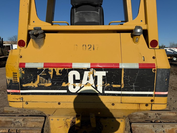 caterpillar-d4g-lgp-image-31