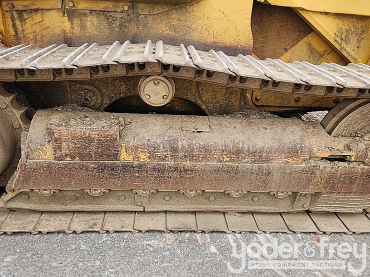 deere-655b-image-11
