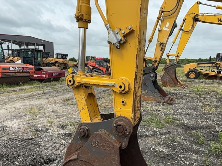 2023-kobelco-sk140sr-lc-7-image-15